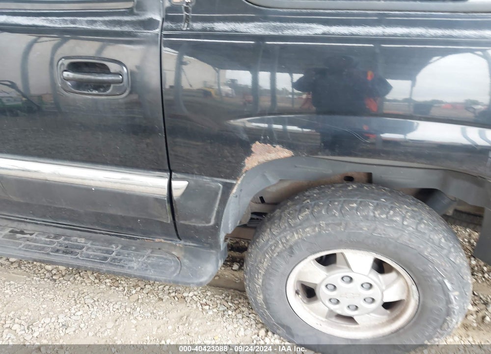 2002 GMC YUKON XL 1500 SLT VIN: 1GKFK16Z82J105600