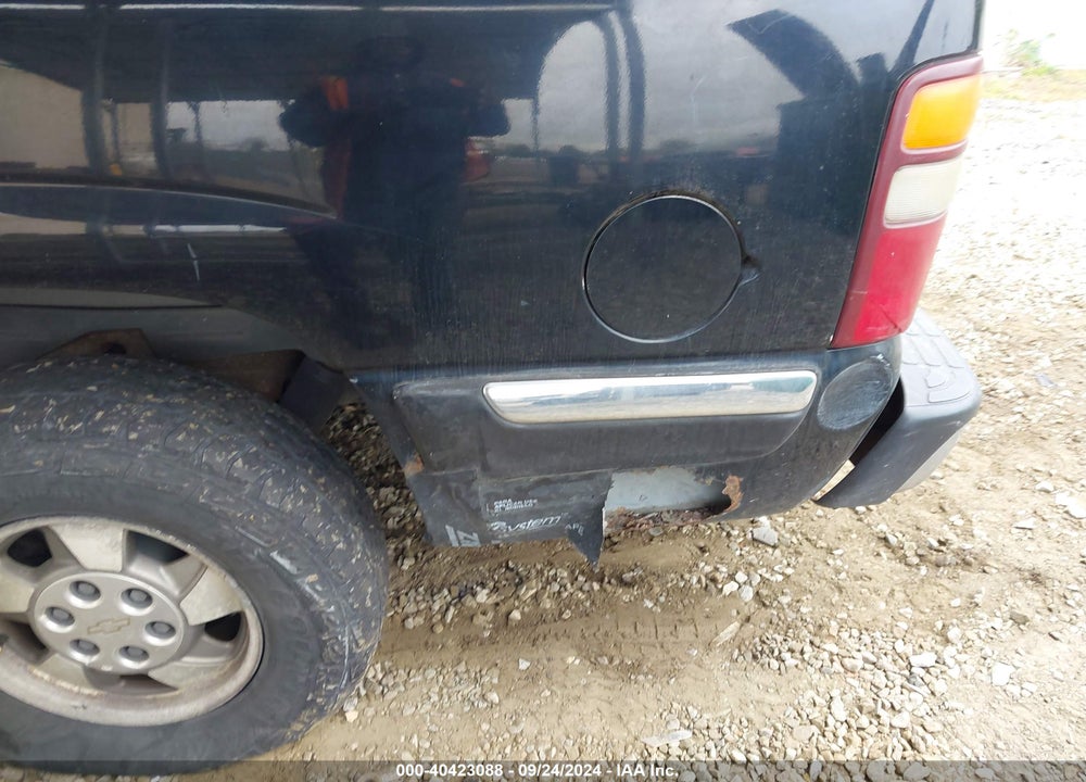 2002 GMC YUKON XL 1500 SLT VIN: 1GKFK16Z82J105600