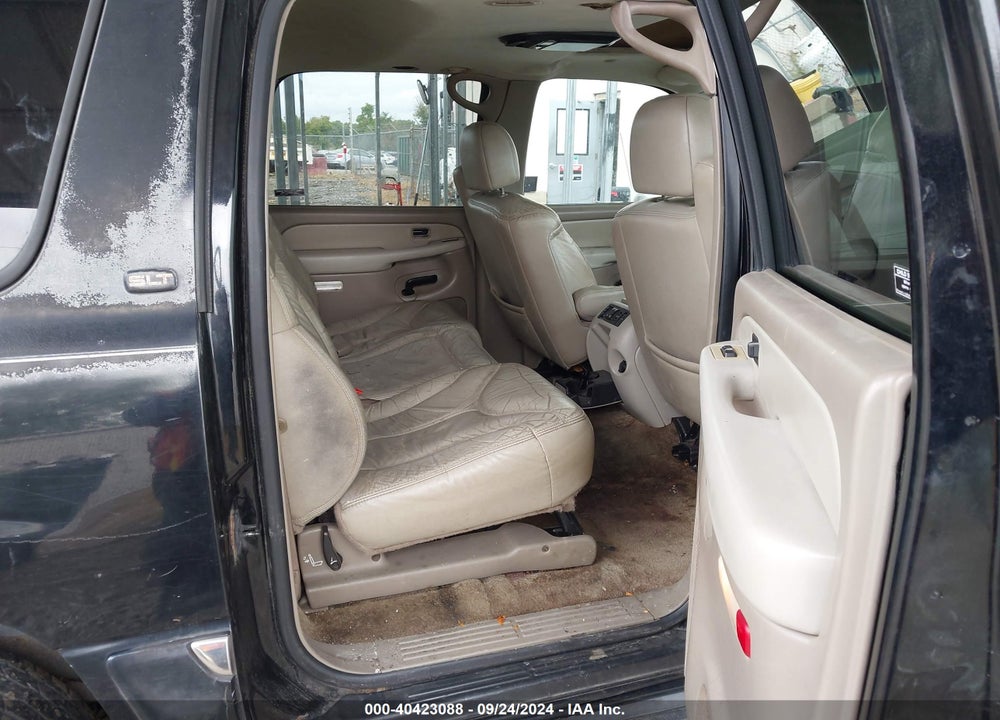 2002 GMC YUKON XL 1500 SLT VIN: 1GKFK16Z82J105600