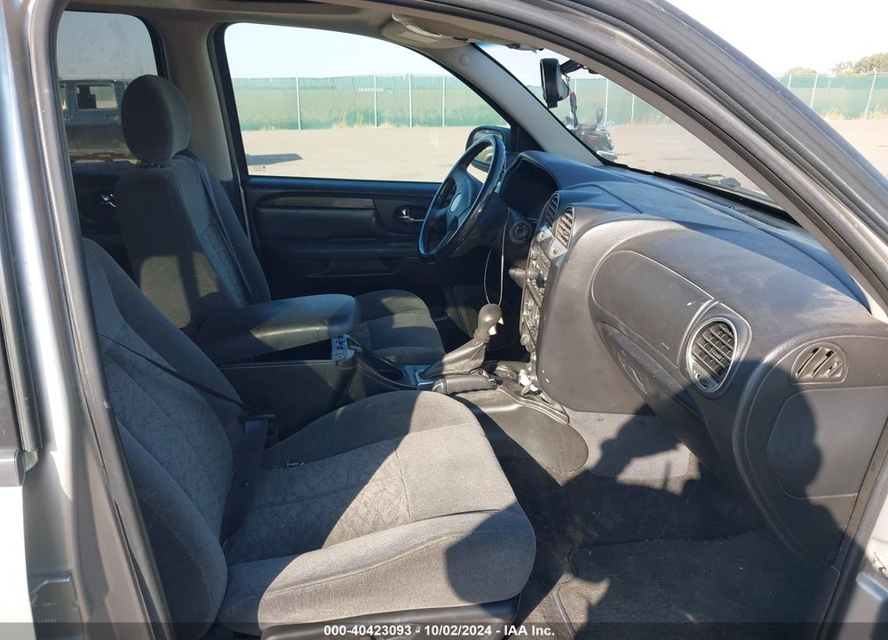 2005 GMC ENVOY SLE VIN: 1GKDT13S752146973