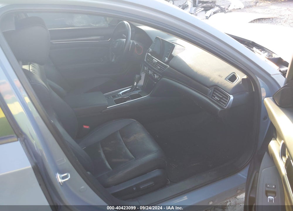 2022 HONDA ACCORD VIN: 1HGCV1F48NA094436