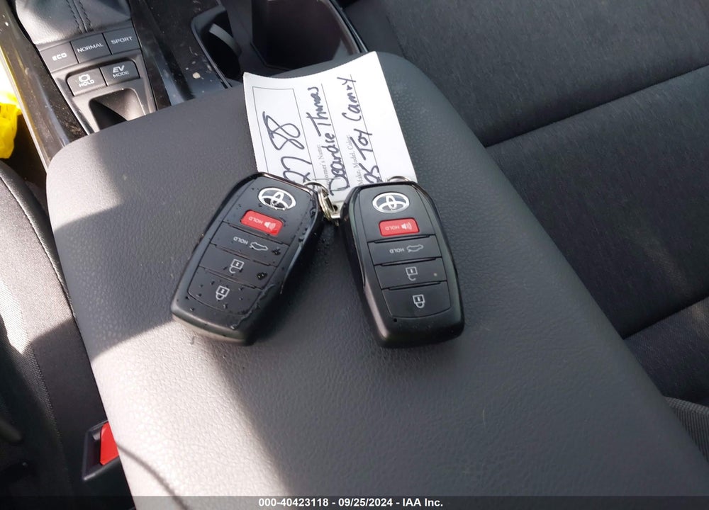 2025 TOYOTA CAMRY LE VIN: 4T1DAACK7SU527851