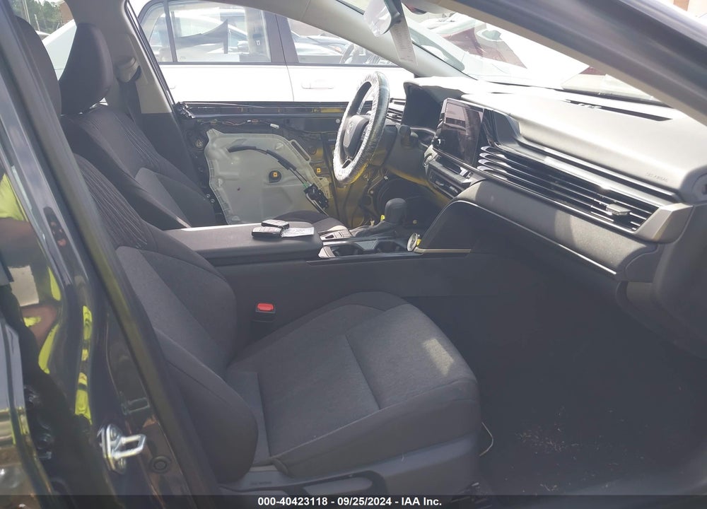2025 TOYOTA CAMRY LE VIN: 4T1DAACK7SU527851