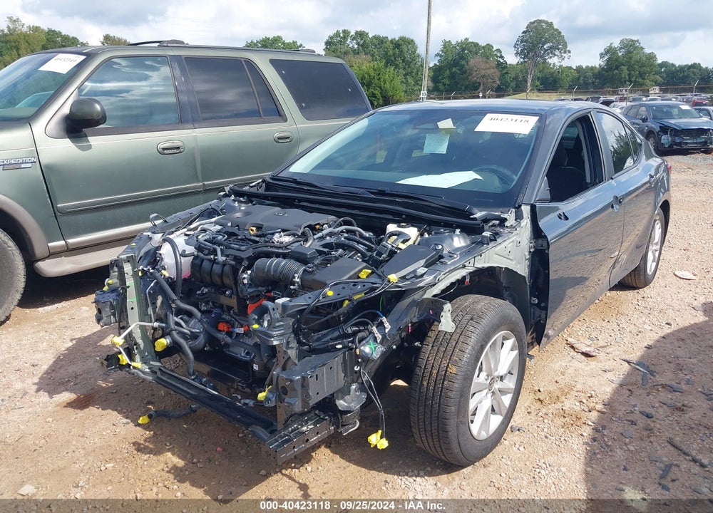 2025 TOYOTA CAMRY LE VIN: 4T1DAACK7SU527851