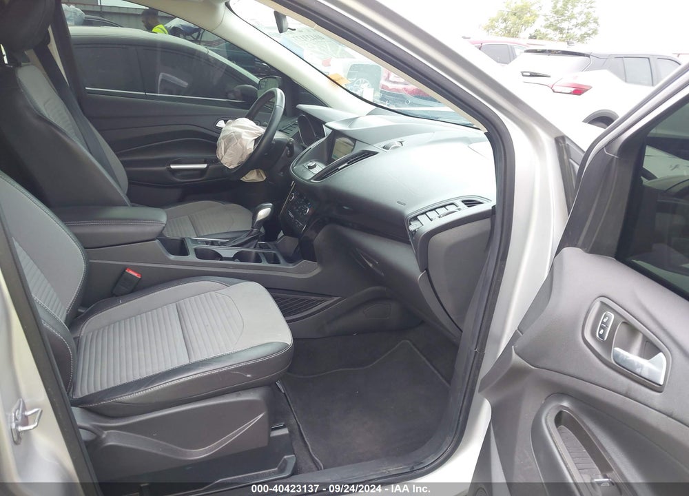 2019 FORD ESCAPE SE VIN: 1FMCU0GD2KUB62648