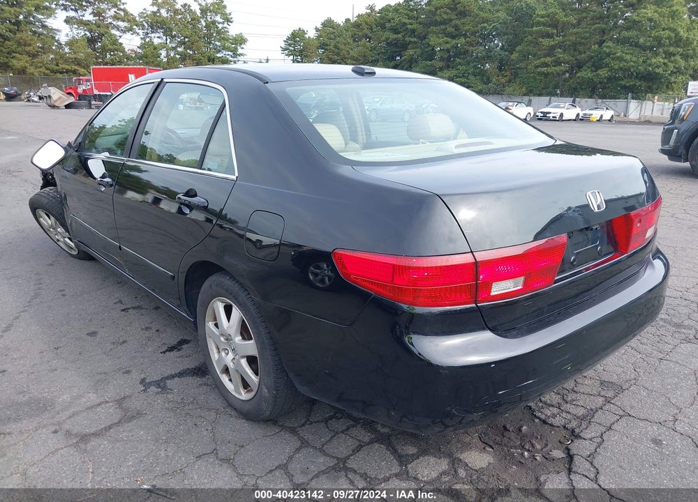 2005 HONDA ACCORD 3.0 EX VIN: 1HGCM66515A063957
