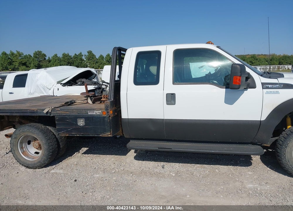 2013 FORD F-350 CHASSIS XL VIN: 1FD8X3H69DEA32524
