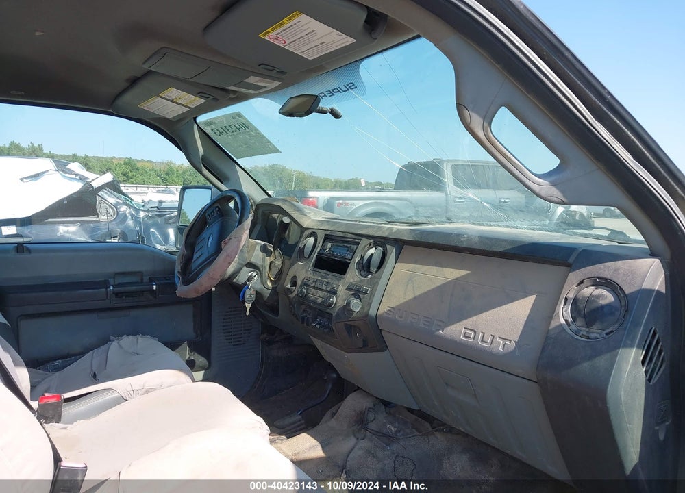 2013 FORD F-350 CHASSIS XL VIN: 1FD8X3H69DEA32524