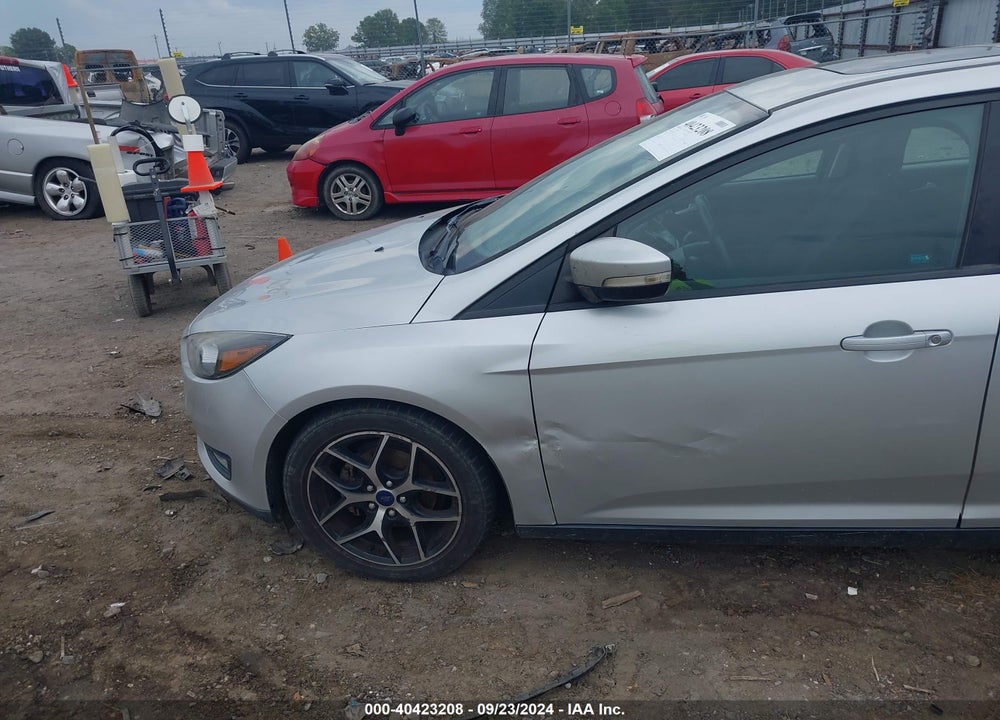 2017 FORD FOCUS SEL VIN: 1FADP3M2XHL227965