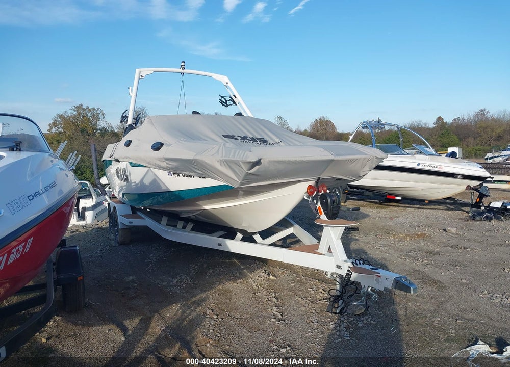 2021 AXIS SKIBOAT VIN: AWRC1701C121