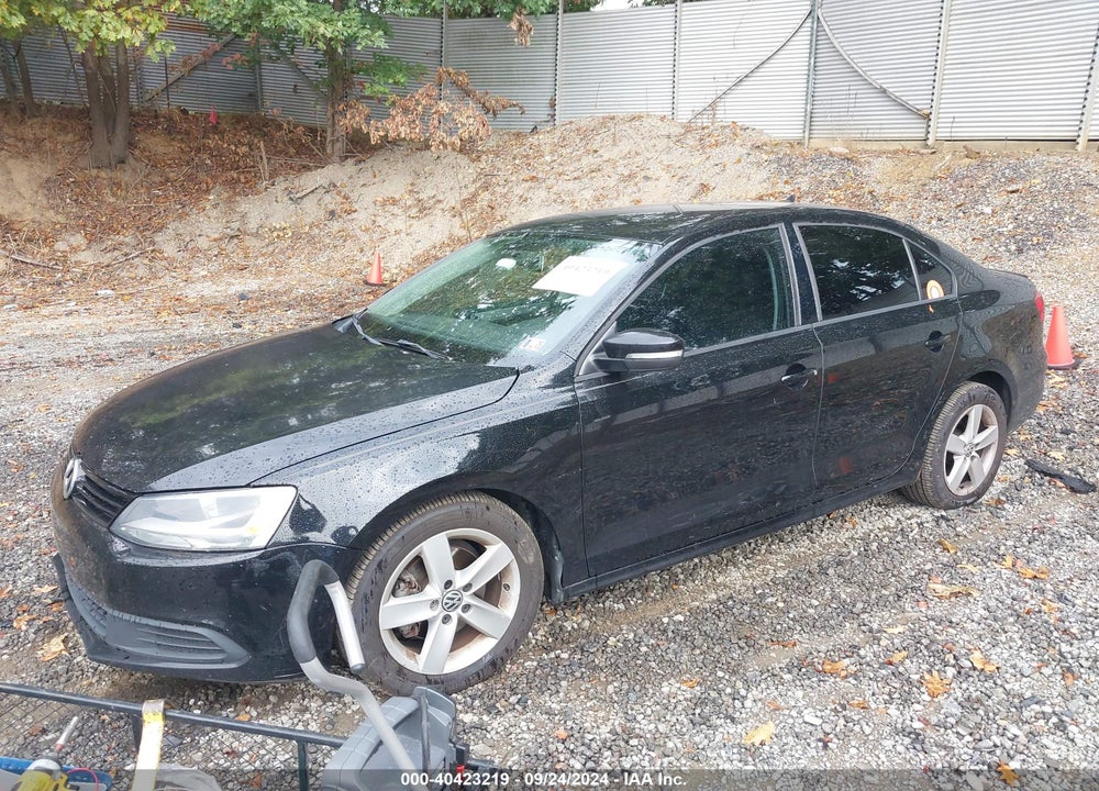 2012 VOLKSWAGEN JETTA 2.0L TDI VIN: 3VW3L7AJXCM465503