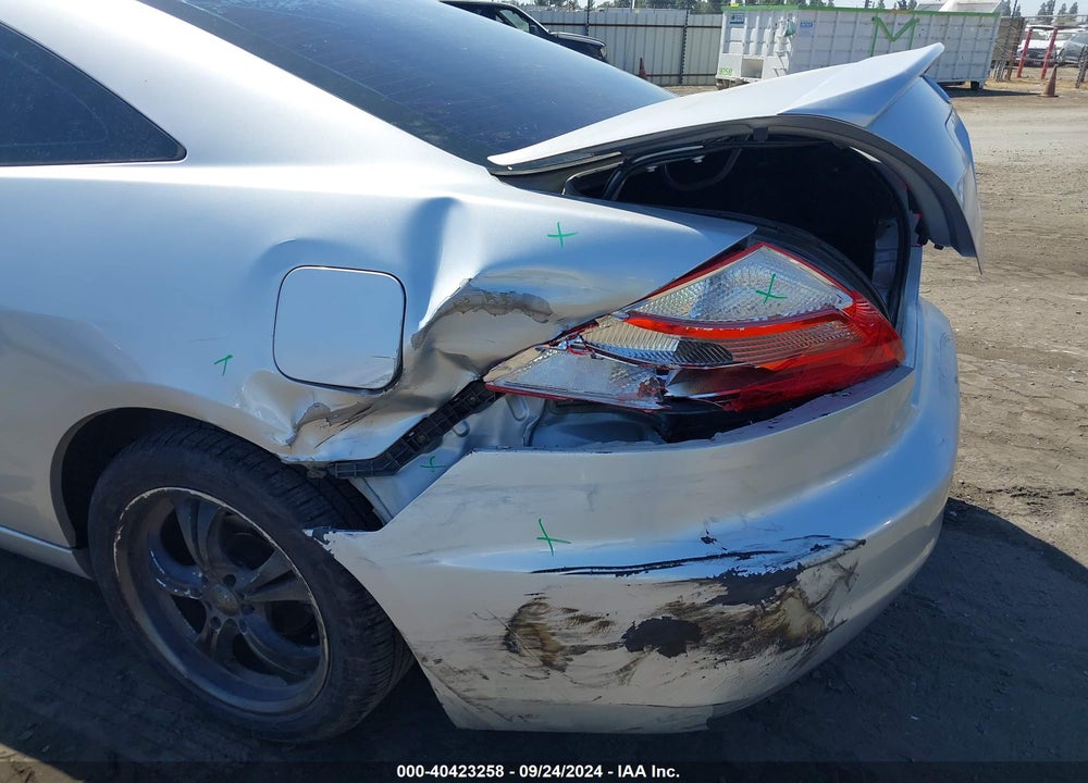 2004 HONDA ACCORD 2.4 EX VIN: 1HGCM72674A006696