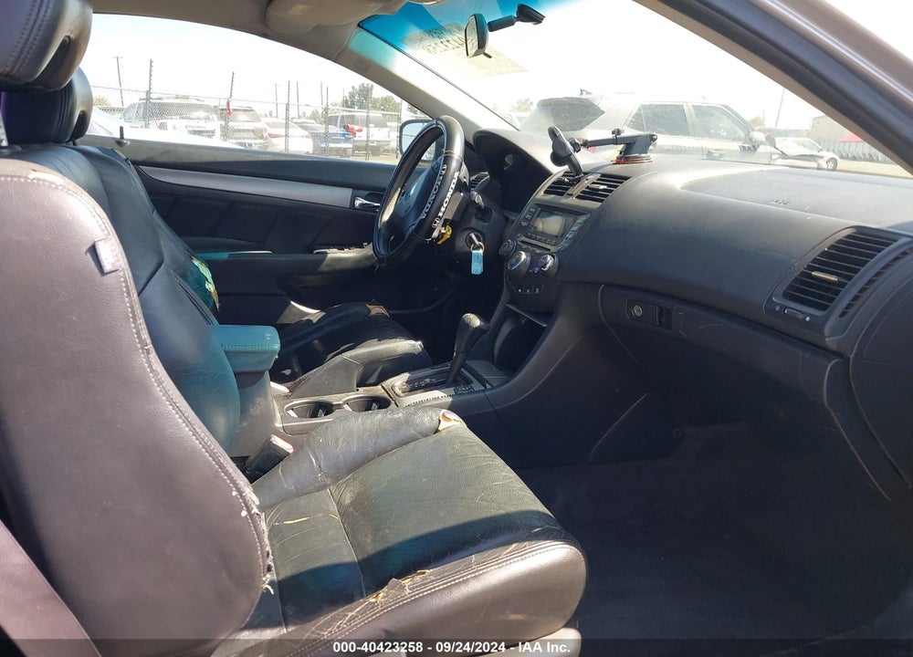 2004 HONDA ACCORD 2.4 EX VIN: 1HGCM72674A006696