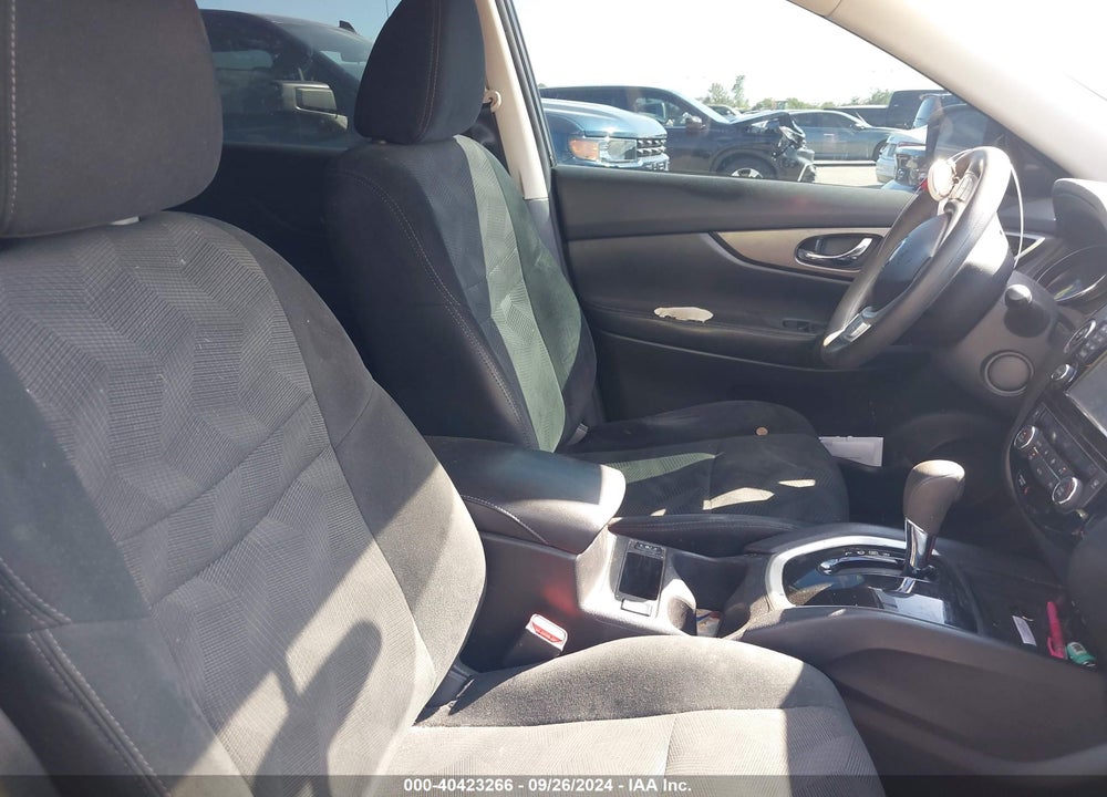 2016 NISSAN ROGUE SV VIN: 5N1AT2MT0GC735593