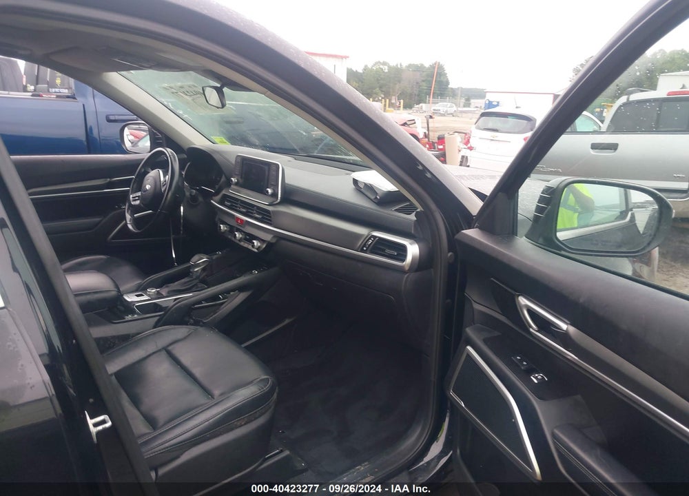 2020 KIA TELLURIDE S VIN: 5XYP64HC8LG087843