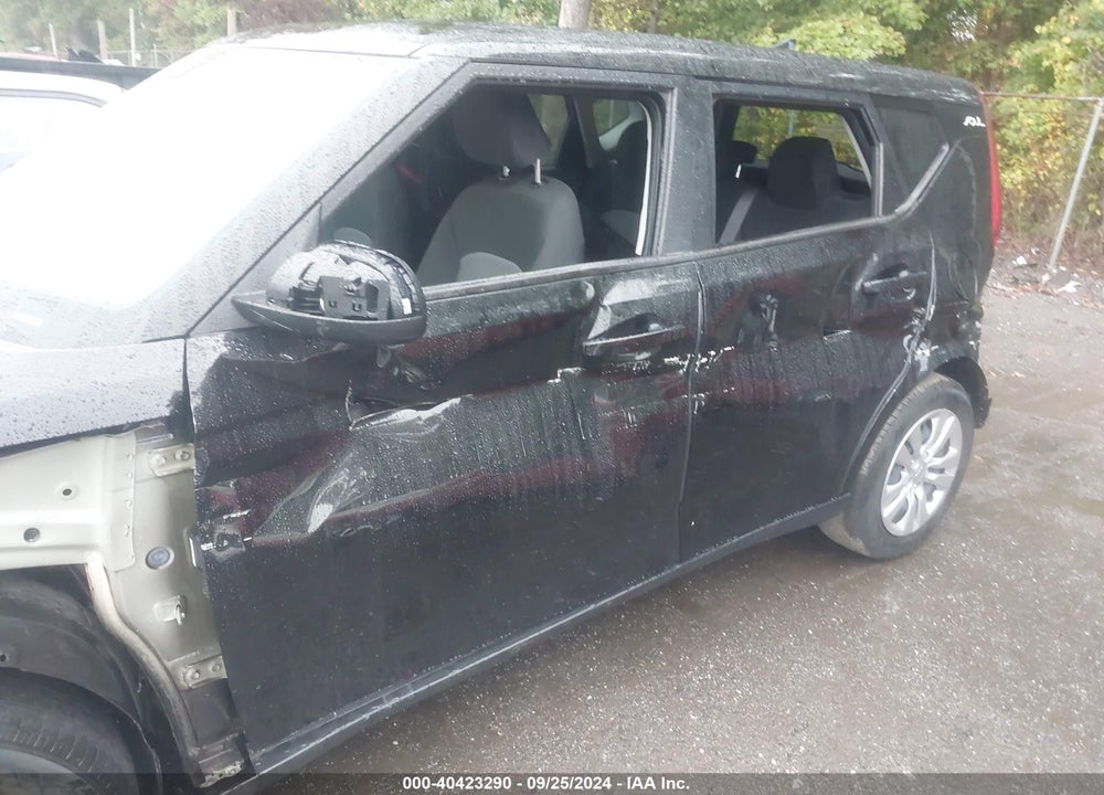 2020 KIA SOUL LX VIN: KNDJ23AU8L7725262