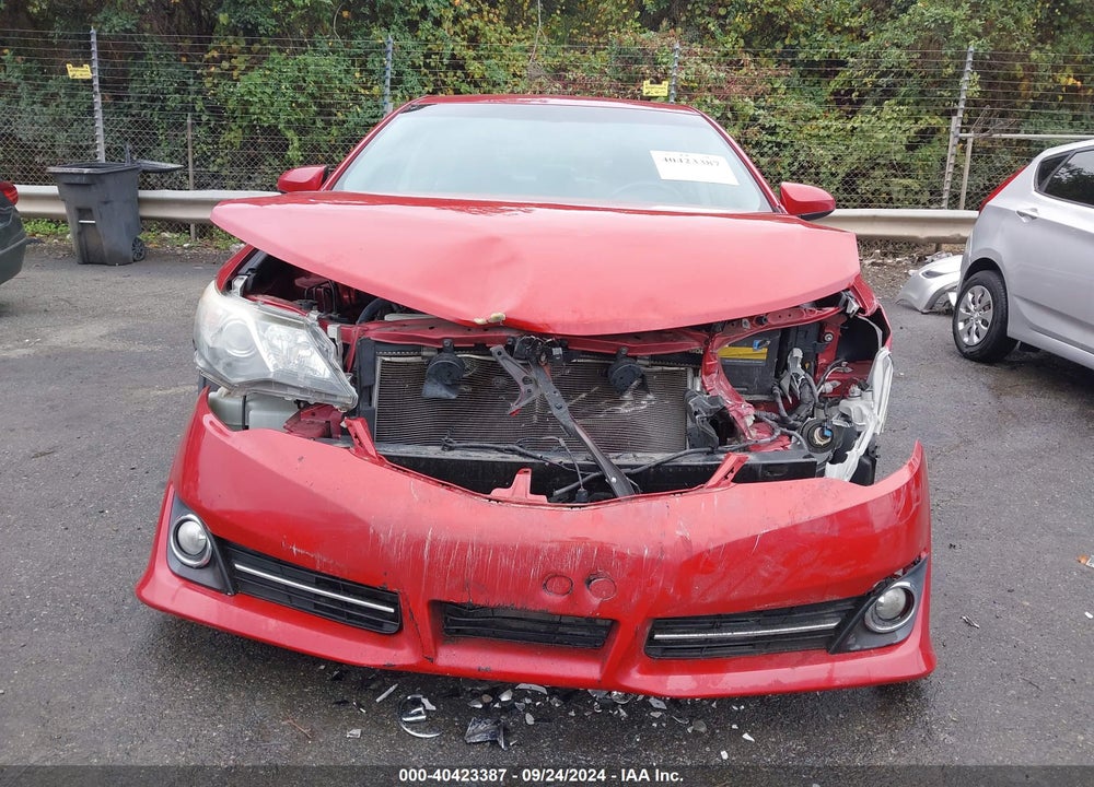 2013 TOYOTA CAMRY SE VIN: 4T1BF1FK2DU697655