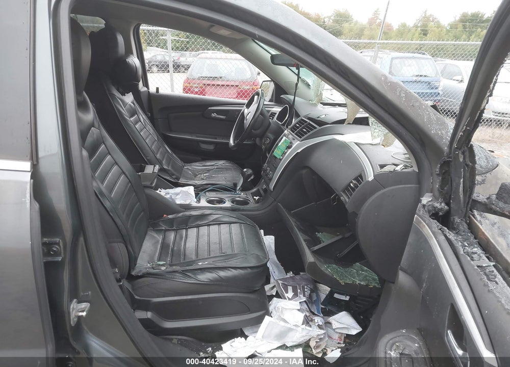 2010 CHEVROLET TRAVERSE LT VIN: 1GNLVFED0AS141614