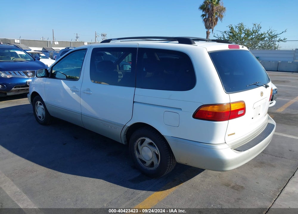 1999 TOYOTA SIENNA XLE VIN: 4T3ZF13C3XU097606