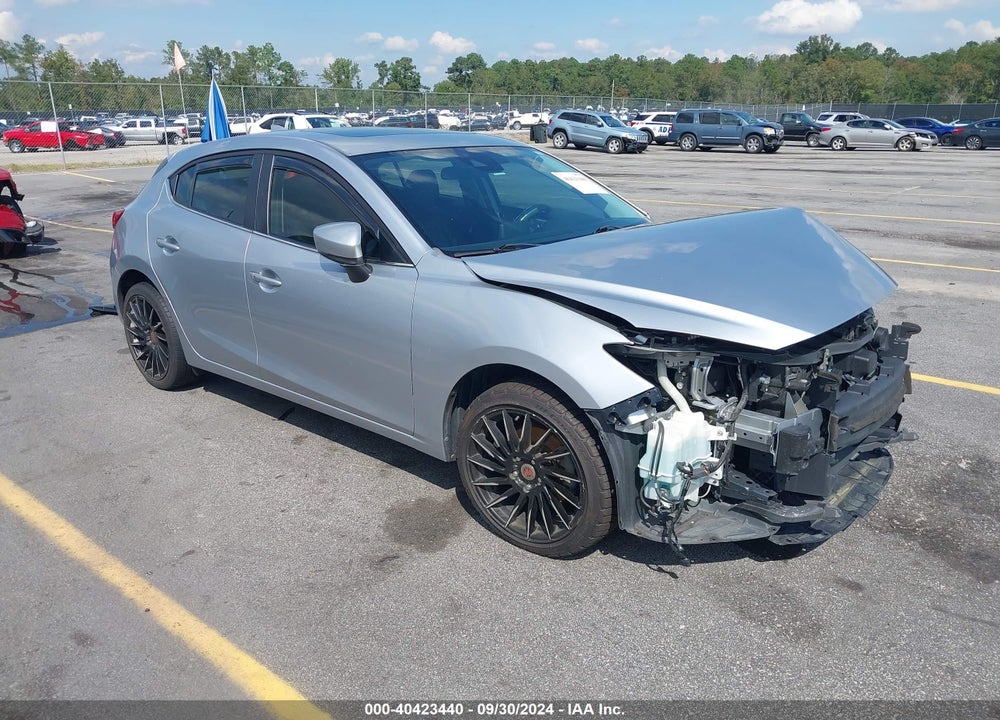 2018 MAZDA 3 TOURING VIN: 3MZBN1L31JM161605