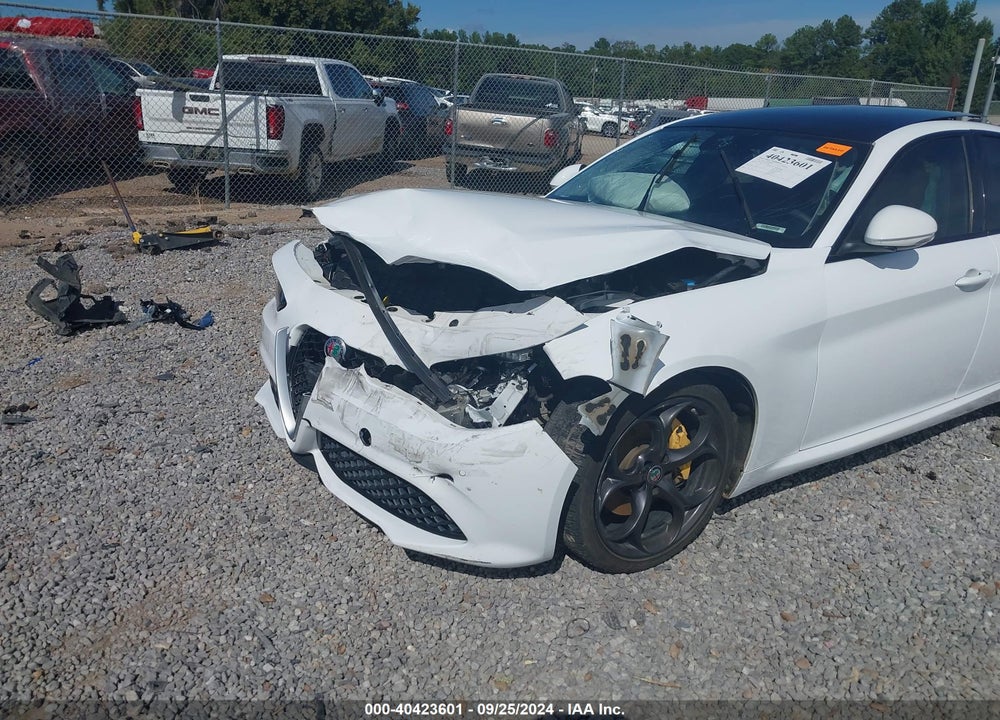 2018 ALFA ROMEO GIULIA TI SPORT RWD VIN: ZARFAECN2J7581589