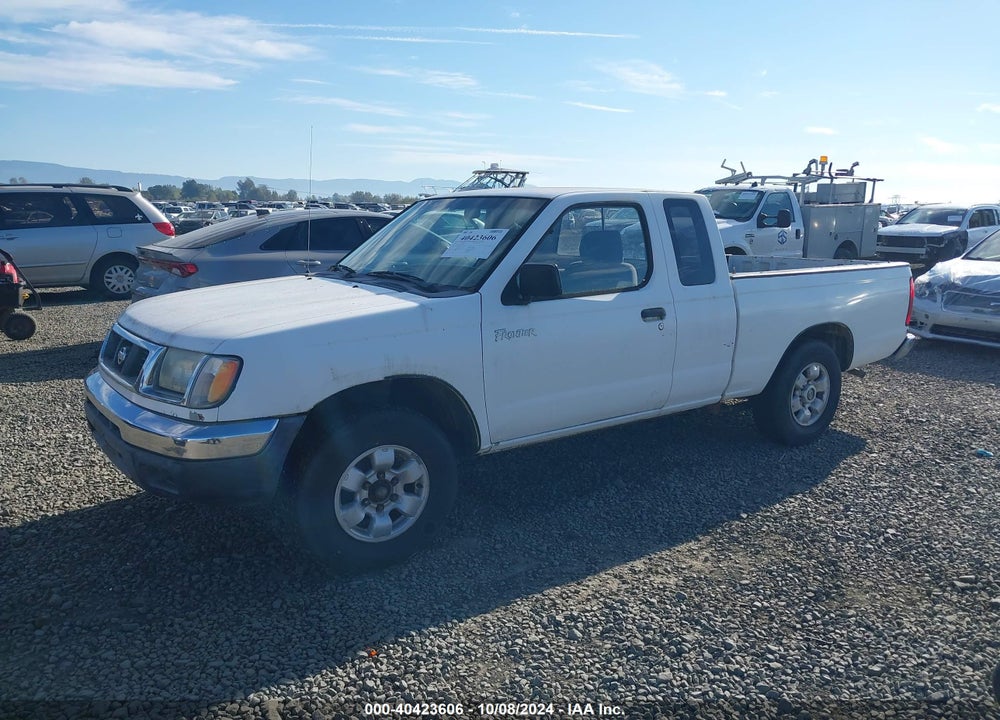 2000 NISSAN FRONTIER XE VIN: 1N6DD26S6YC424705