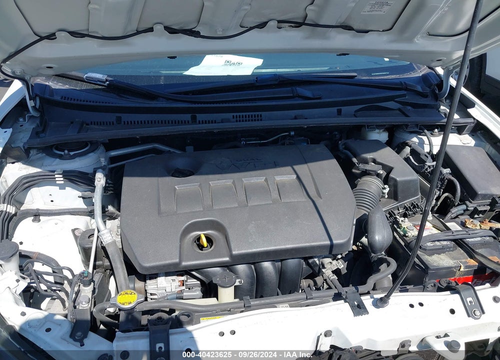 2017 TOYOTA COROLLA LE VIN: 5YFBURHE8HP606875