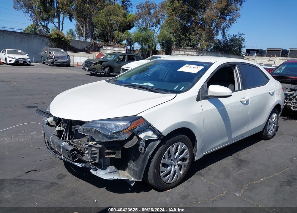 2017 TOYOTA COROLLA LE VIN: 5YFBURHE8HP606875