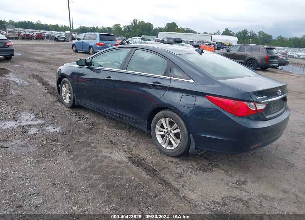 2013 HYUNDAI SONATA GLS VIN: 5NPEB4AC8DH636464