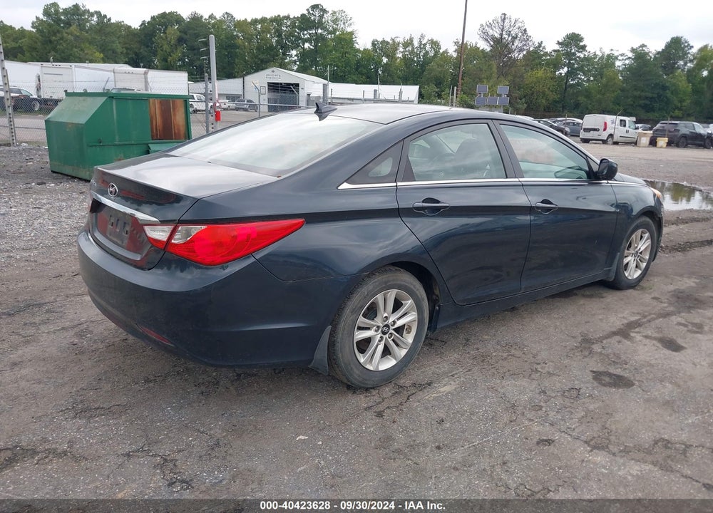 2013 HYUNDAI SONATA GLS VIN: 5NPEB4AC8DH636464