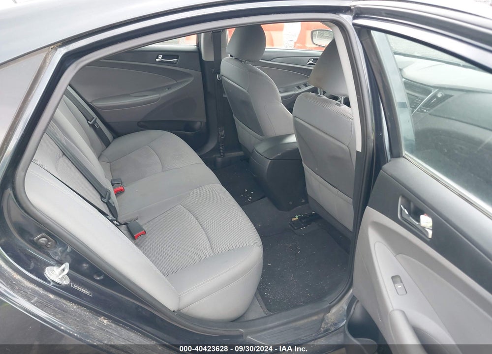 2013 HYUNDAI SONATA GLS VIN: 5NPEB4AC8DH636464