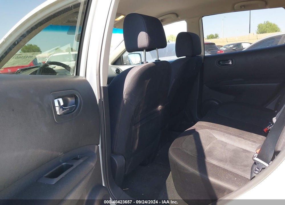 2015 NISSAN ROGUE SELECT S VIN: JN8AS5MT6FW671991