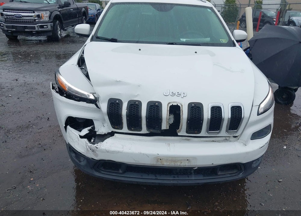 2015 JEEP CHEROKEE LATITUDE VIN: 1C4PJLCB3FW694814