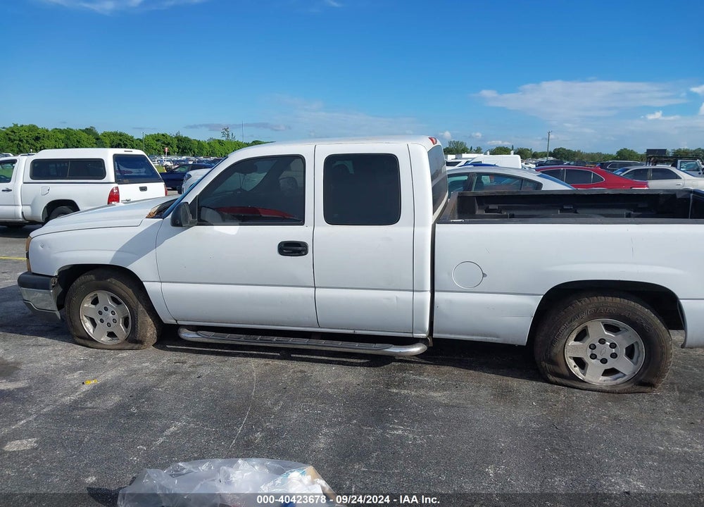2006 CHEVROLET SILVERADO 1500 WORK TRUCK VIN: 1GCEC19X96Z242518