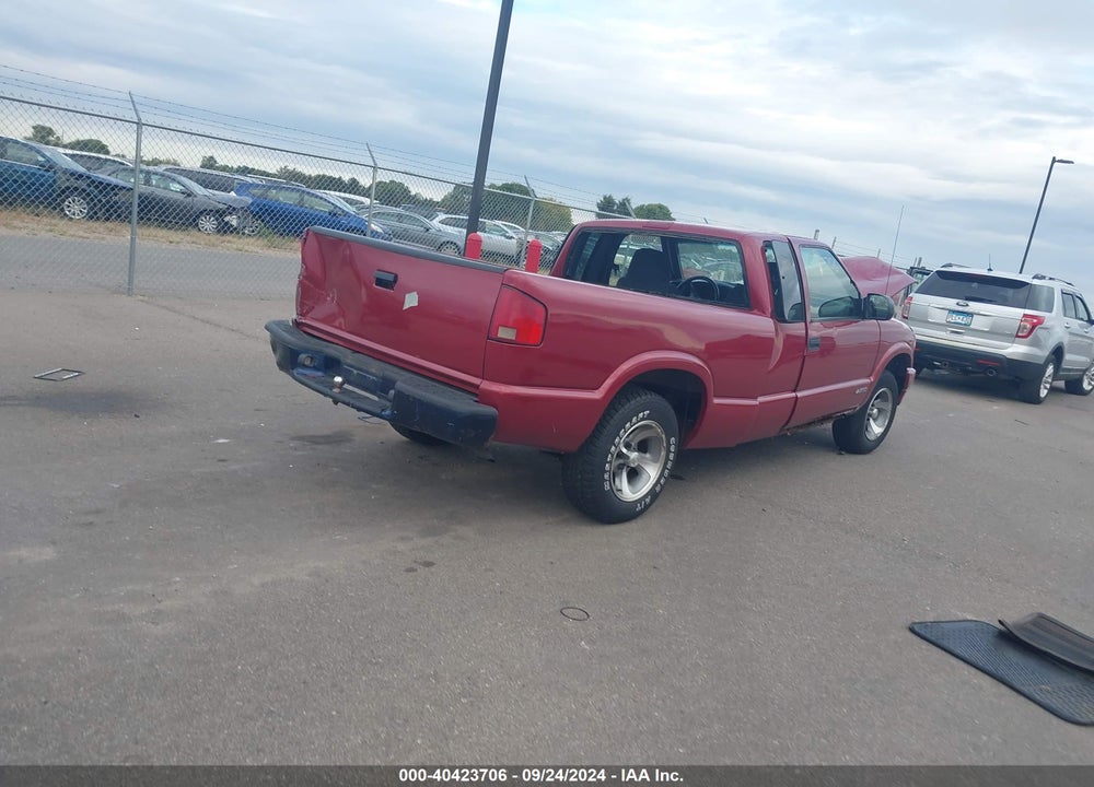 2000 CHEVROLET S-10 LS VIN: 1GCCS1948YK153583