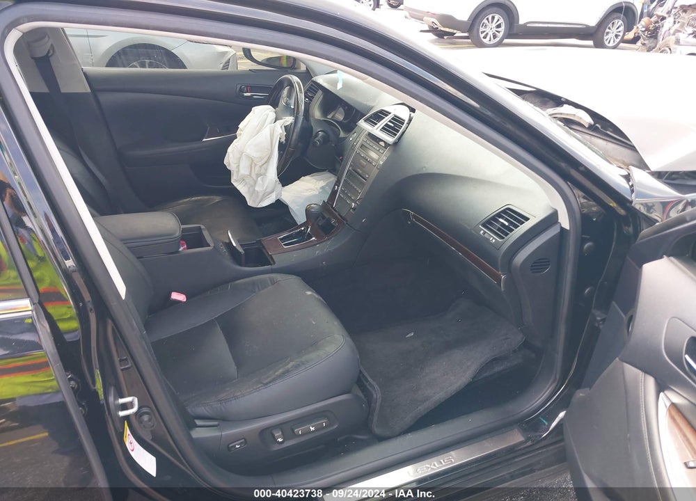 2011 LEXUS ES 350 VIN: JTHBK1EG6B2424139