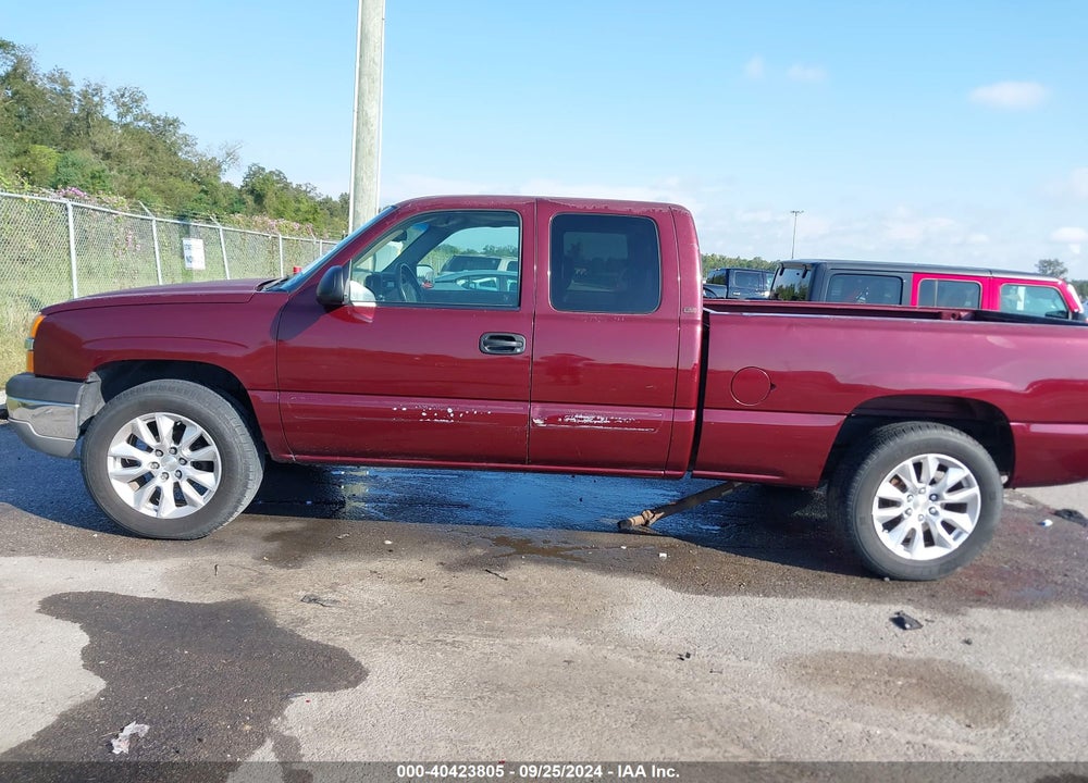 2003 CHEVROLET SILVERADO 1500 LS VIN: 2GCEC19V931139067