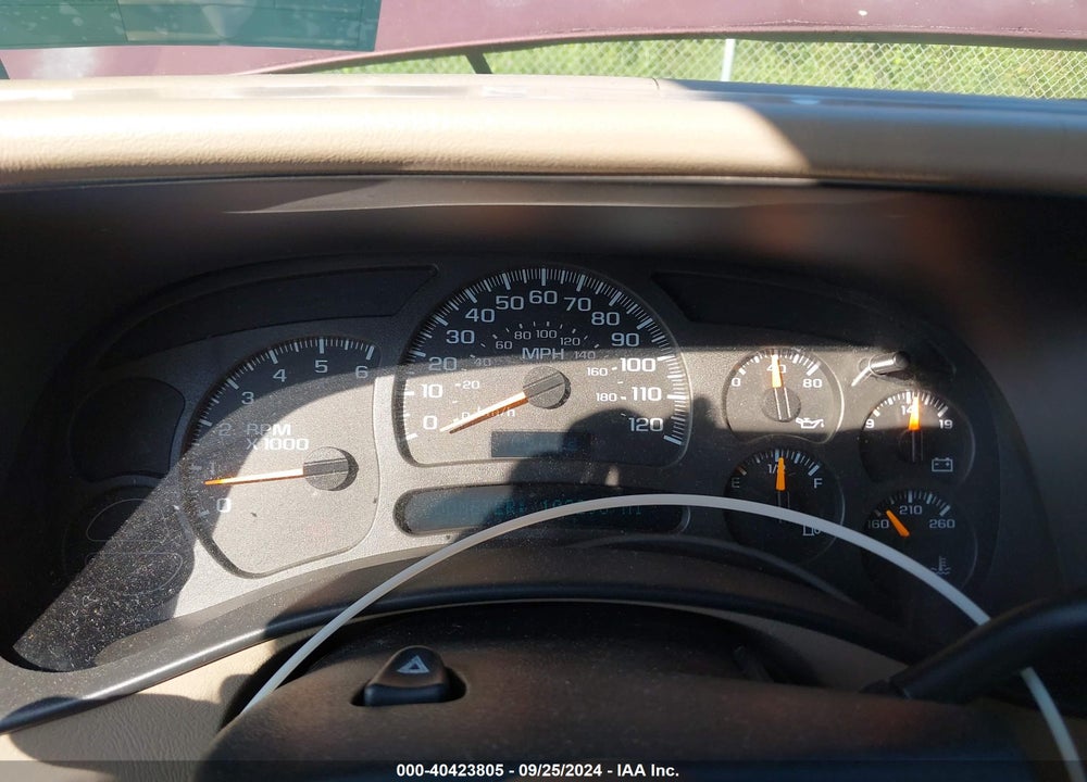 2003 CHEVROLET SILVERADO 1500 LS VIN: 2GCEC19V931139067