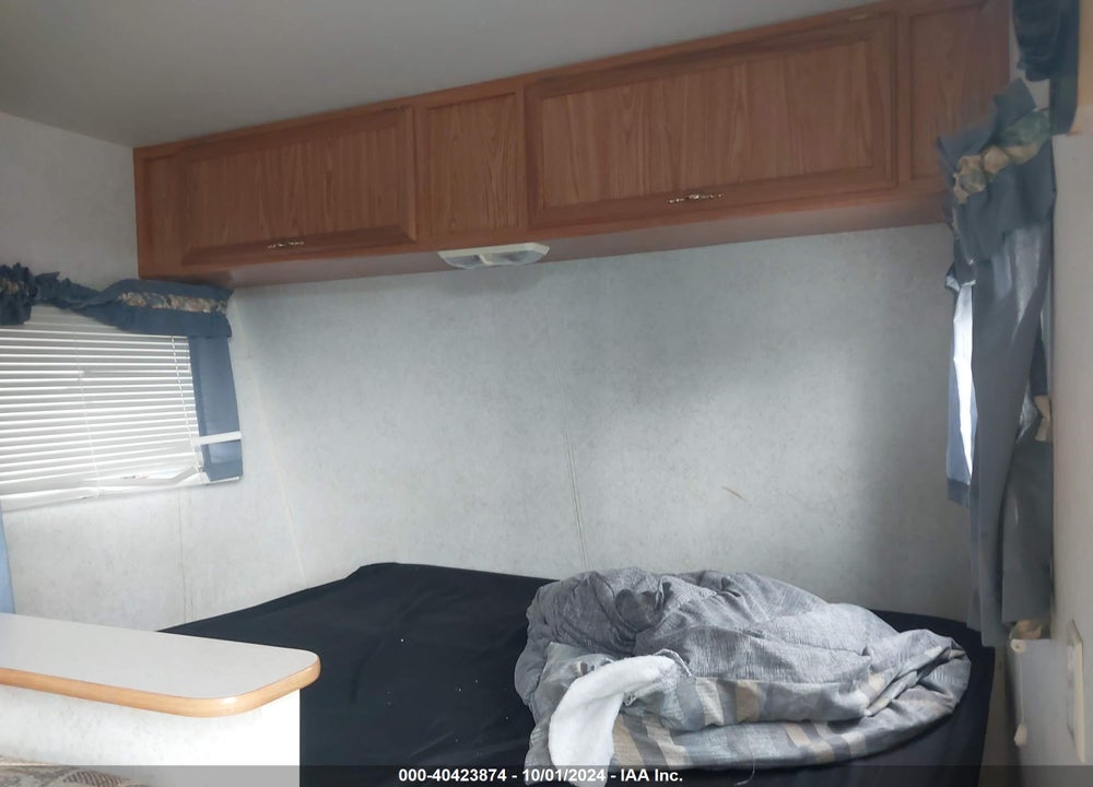 2002 DUTCHMAN SPORT TRAVEL TRAILER VIN: 47CT90N232M408760