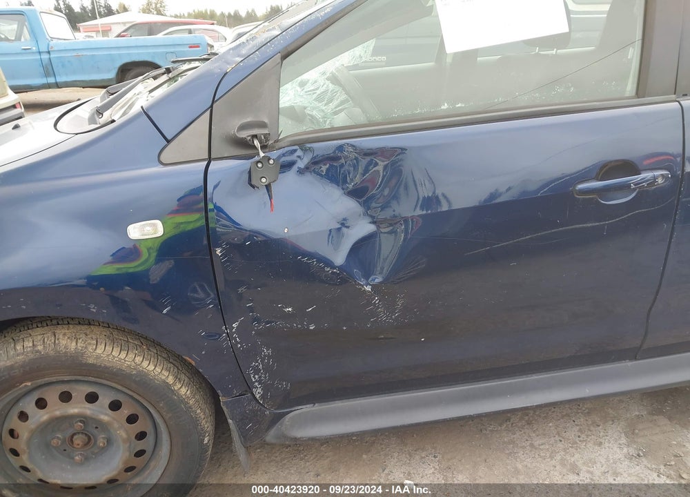 2004 SCION XA VIN: JTKKT624840077782