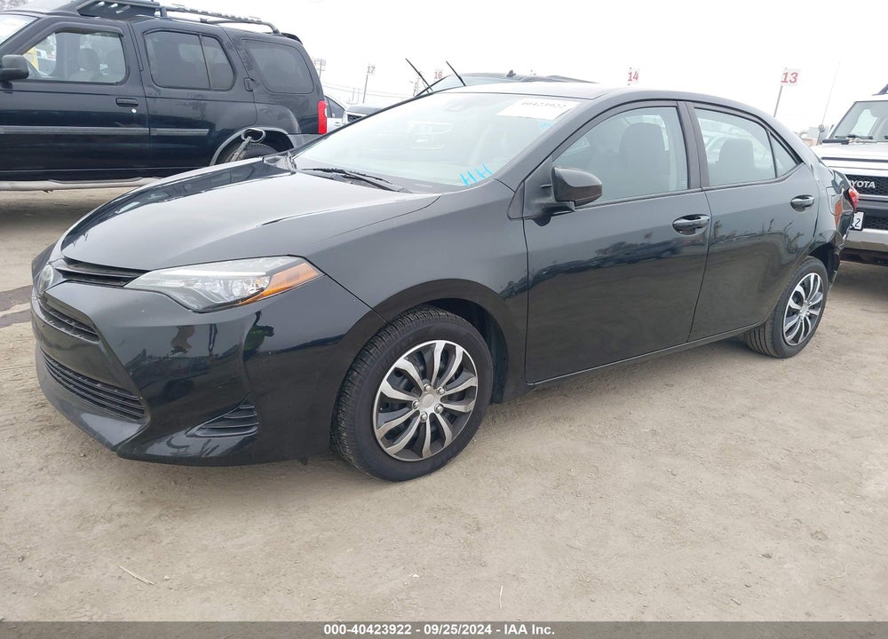 2017 TOYOTA COROLLA LE VIN: 5YFBURHE6HP624291