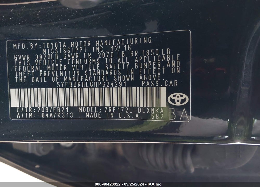 2017 TOYOTA COROLLA LE VIN: 5YFBURHE6HP624291