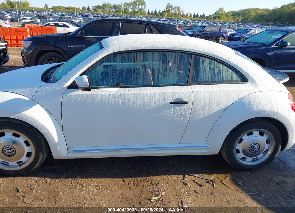 2015 VOLKSWAGEN BEETLE 1.8T CLASSIC VIN: 3VWF17AT7FM603183