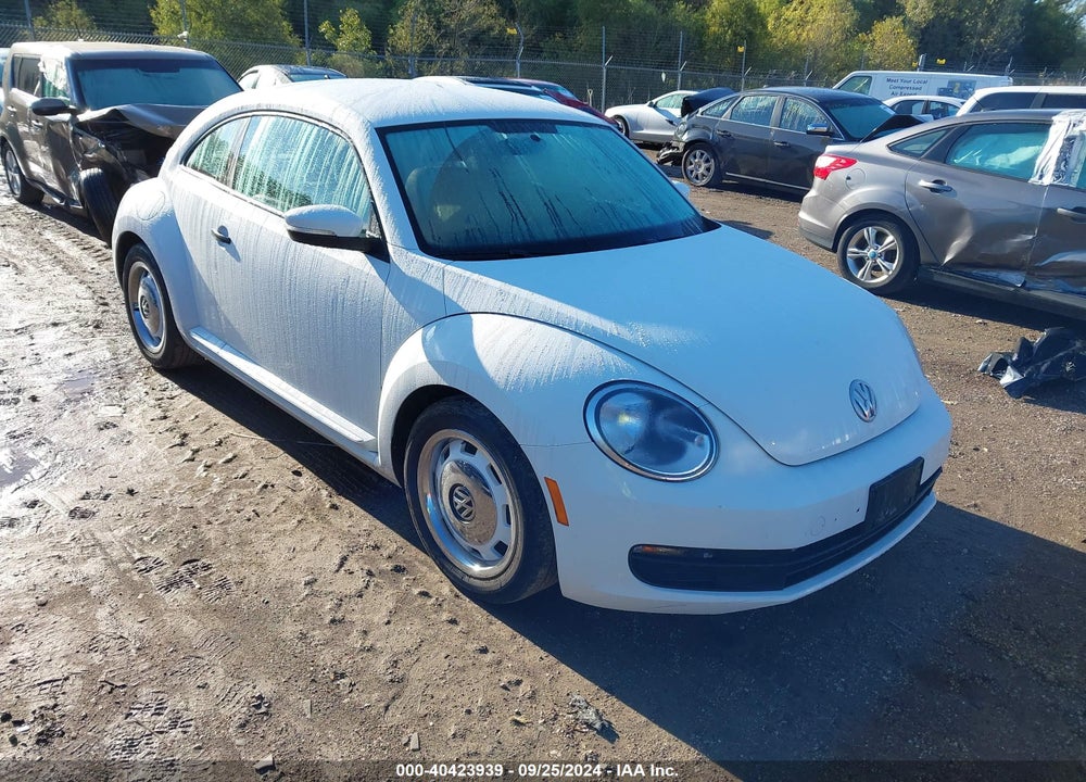 2015 VOLKSWAGEN BEETLE 1.8T CLASSIC VIN: 3VWF17AT7FM603183