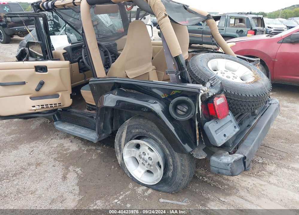 2001 JEEP WRANGLER SAHARA VIN: 1J4FA59S21P352671