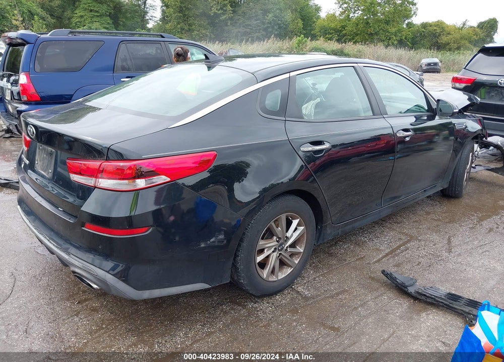 2019 KIA OPTIMA LX VIN: 5XXGT4L31KG322893
