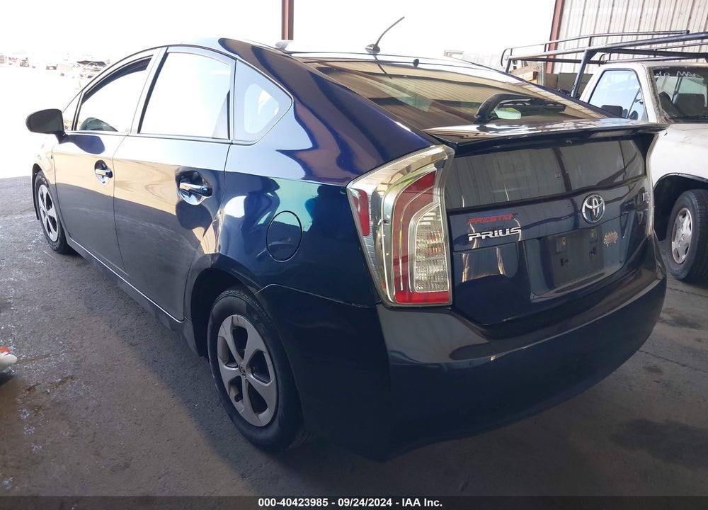 2015 TOYOTA PRIUS TWO VIN: JTDKN3DU7F0477350