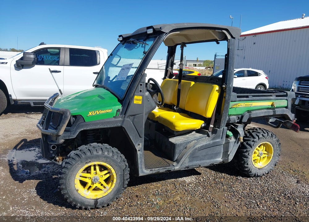 2019 JOHN DEERE XUV835M GATOR VIN: 1M0865MDHKM020007