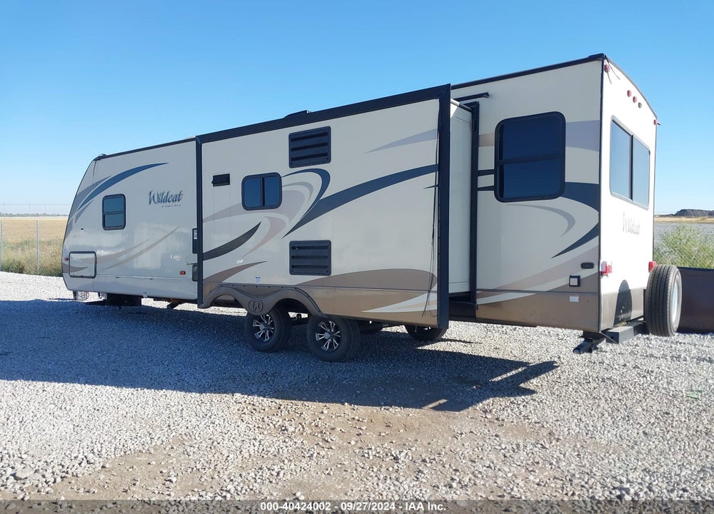 2017 WILDCAT TRAVEL TRAILER VIN: 5ZT2WCWB1HB400410
