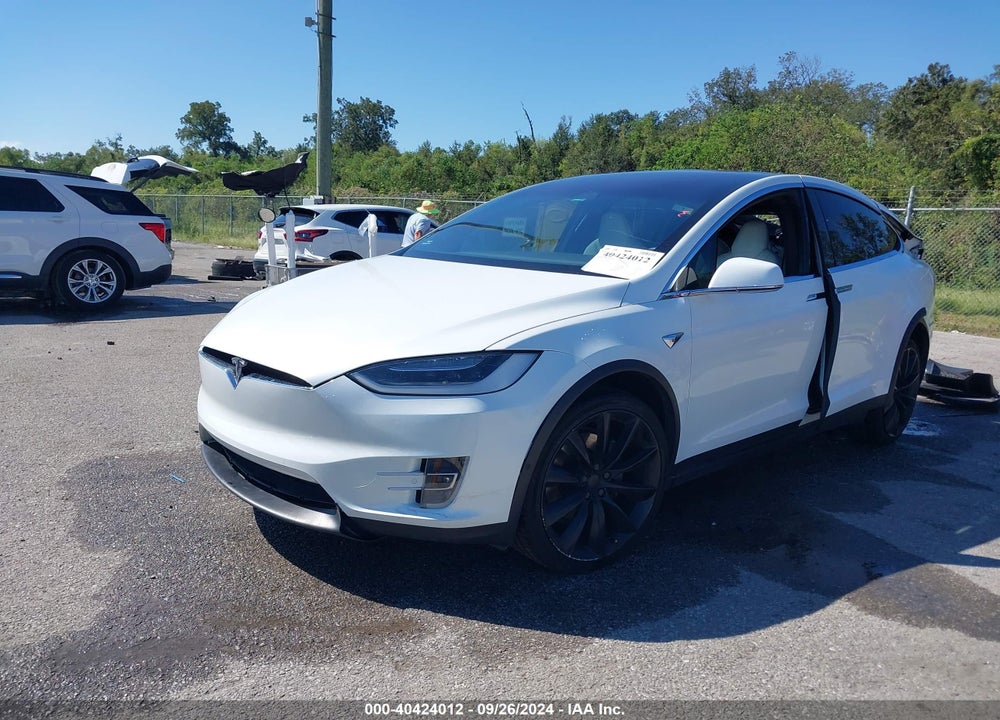 2018 TESLA MODEL X 100D/75D/P100D VIN: 5YJXCBE2XJF144816